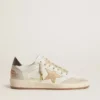 Damskie buty Ball Star LTD z beżową gwiazdą i czarną naszywką na pięcie