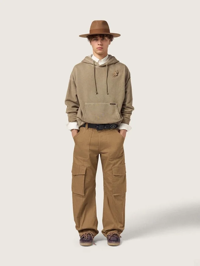 Beżowe spodnie cargo w kolorze khaki