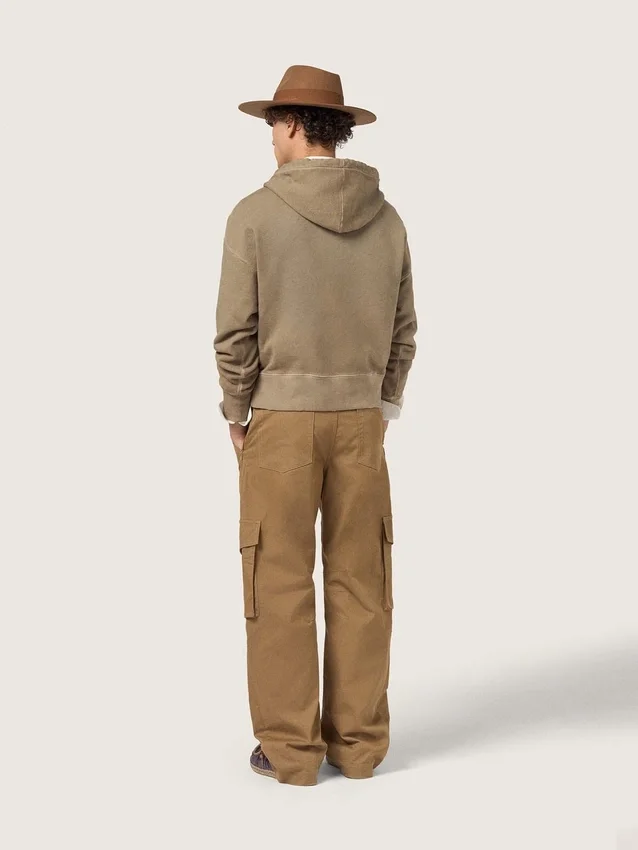 Beżowe spodnie cargo w kolorze khaki