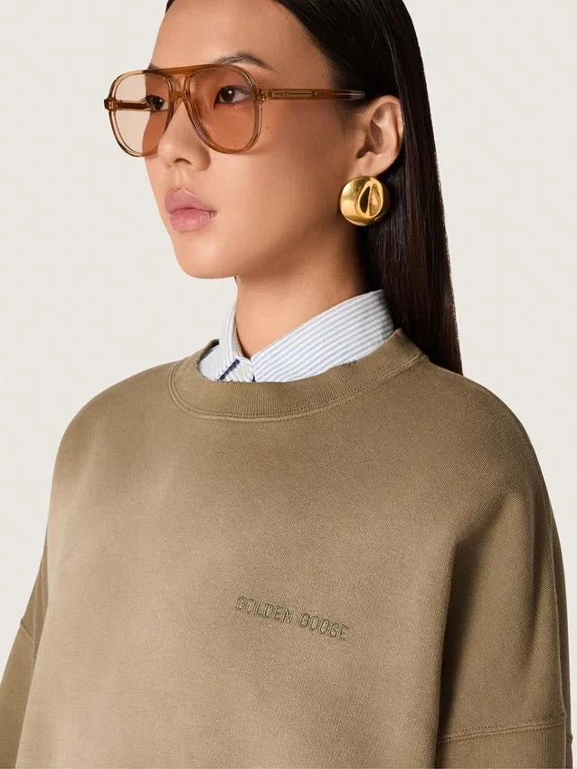 Bluza unisex z bawełny w kolorze wojskowej zieleni o wyglądzie wybielonym, z haftowanym logo