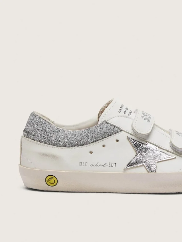 Buty Young Old School z białej skóry z metaliczną srebrną skórzaną gwiazdą i srebrnymi kryształowymi wstawkami