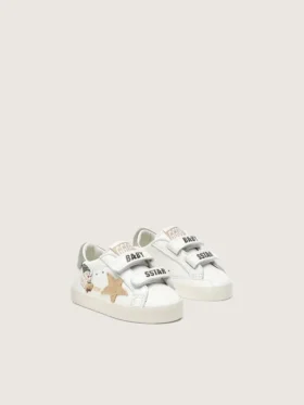 Buty szkolne dla dzieci z nappy z beżową zamszową gwiazdką i nadrukiem maskotki