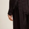 Czarna damska koszula w pionowe paski z wiązaniem z boku