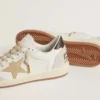 Damskie buty Ball Star LTD z beżową gwiazdą i czarną naszywką na pięcie