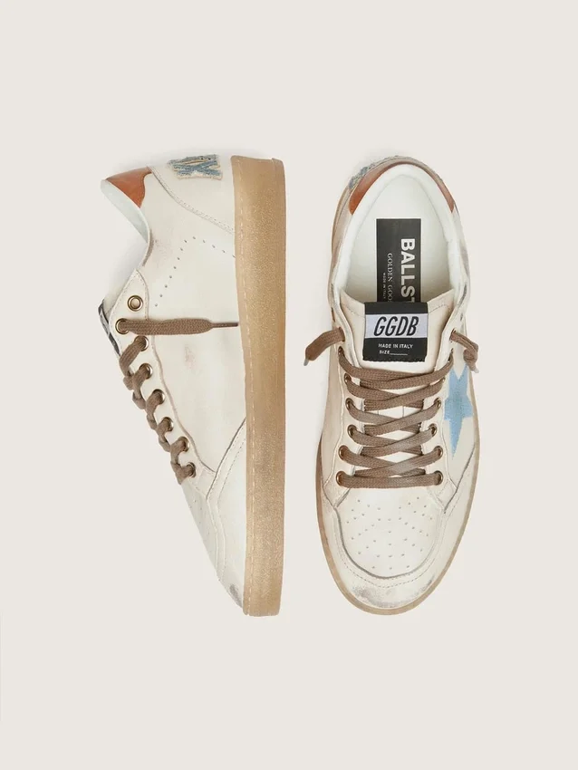 Damskie buty Ball Star LTD z białej skóry z jasnoniebieską haftowaną gwiazdą