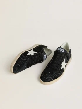 Damskie buty Ball Star z czarnego zamszu z ćwiekami i białą skórzaną gwiazdką