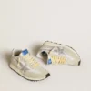 Damskie buty Marathon z białą nylonową cholewką i srebrną gwiazdą