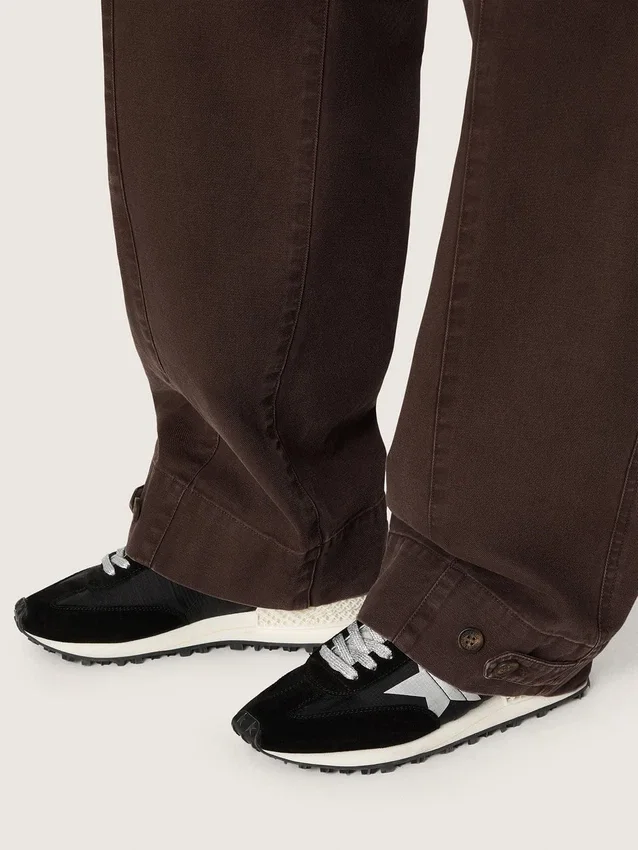 Damskie buty Marathon z cholewką z czarnego nylonu ripstop i srebrną gwiazdą