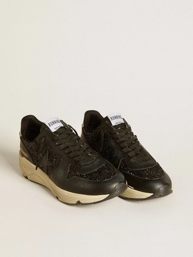 Damskie buty Running Sole w czarnym brokacie z skórzaną gwiazdką i nubukową wstawką na pięcie