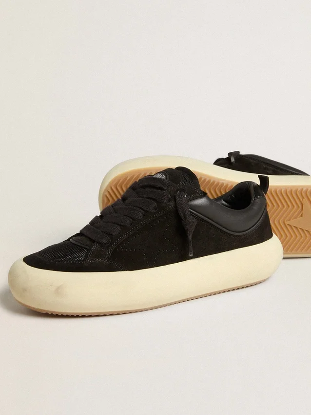 Damskie buty Space-Star Cube z czarnego zamszu z perforowaną gwiazdą