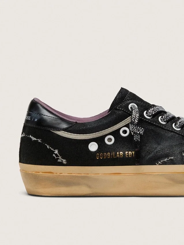 Damskie buty Super-Star LAB z czarnego laminowanego zamszu i nylonu z wypukłą gwiazdą oraz sznurowadłami z kryształkami