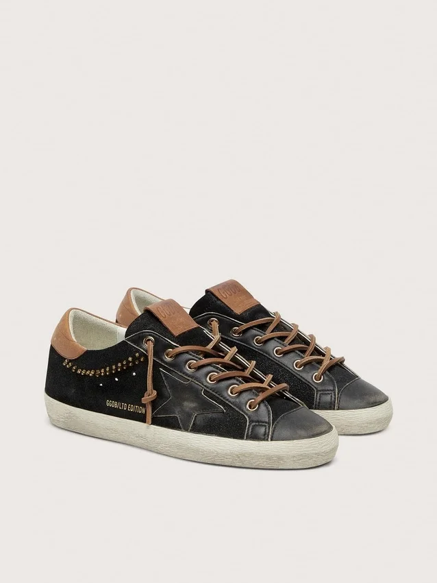 Damskie buty Super-Star LTD z czarnej brokatowej skóry z czarną skórzaną gwiazdką