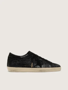 Damskie buty Super-Star LTD z czarnej skóry z nadrukiem imitującym skórę krokodyla, z czarną zamszową gwiazdką i zamszową wstawką na pięcie