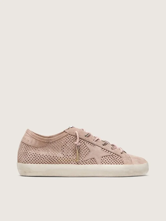 Damskie buty Super-Star LTD z perforowanego zamszu w kolorze pudrowego różu z gwiazdą w tym samym odcieniu