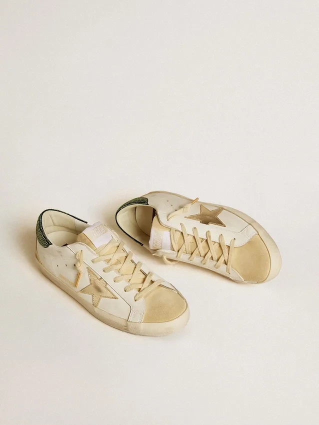 Damskie buty Super-Star LTD z skórzaną gwiazdą i paskiem na pięcie z kryształami Swarovskiego