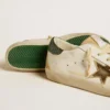 Damskie buty Super-Star LTD z skórzaną gwiazdą i paskiem na pięcie z kryształami Swarovskiego