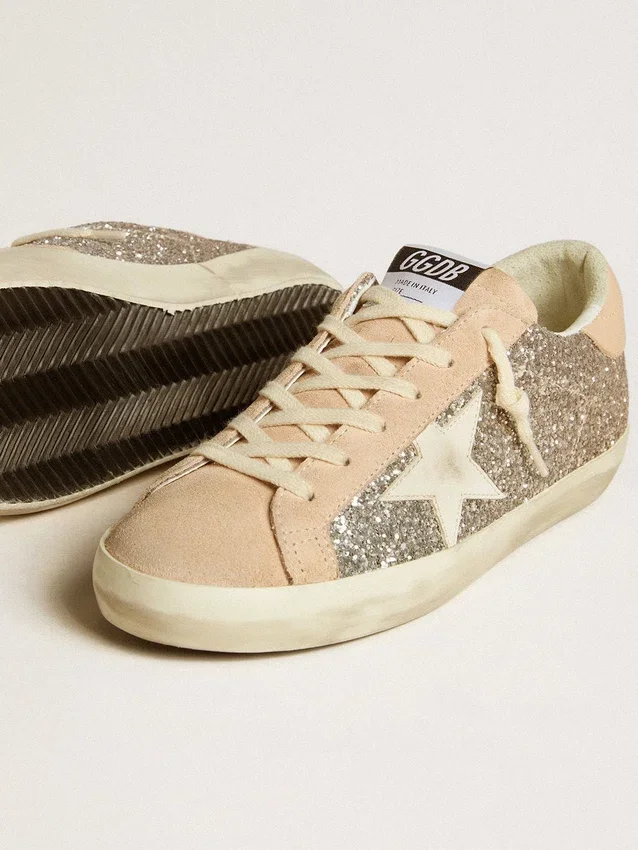 Damskie buty Super-Star w srebrnym brokacie z skórzaną gwiazdką i naszywką na pięcie