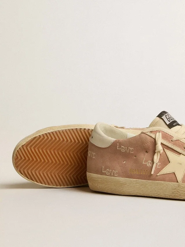 Damskie buty Super-Star z zamszu w kolorze pudrowego różu z kremową skórzaną gwiazdką