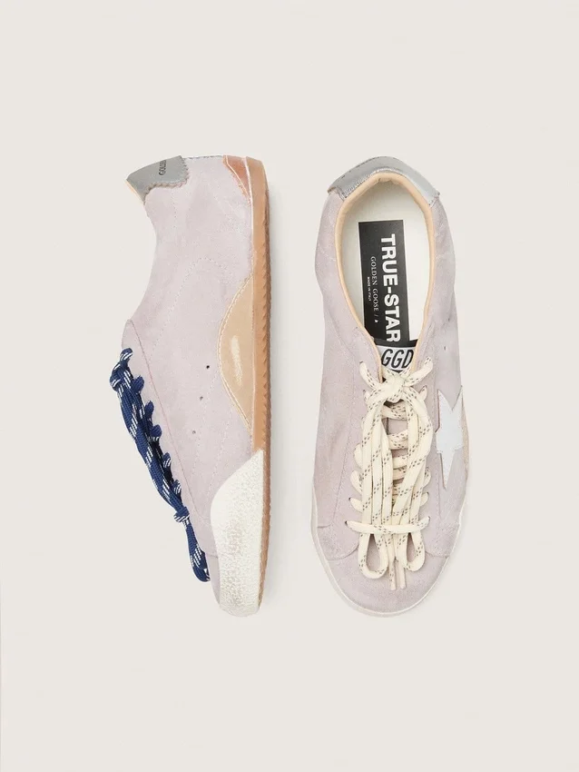 Damskie buty True-Star z pastelowo-różowego zamszu ze srebrną gwiazdą i naszywką na pięcie
