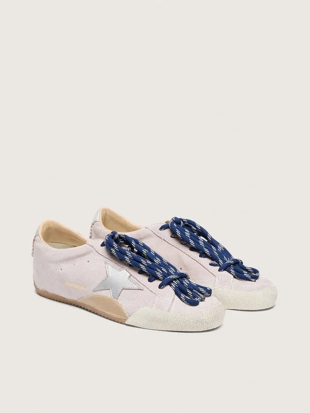 Damskie buty True-Star z pastelowo-różowego zamszu ze srebrną gwiazdą i naszywką na pięcie