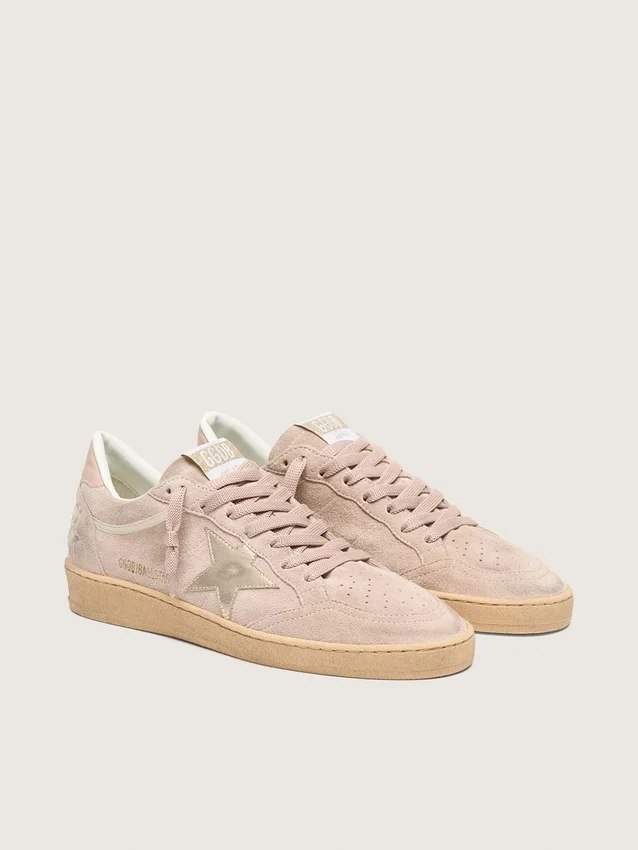 Damskie sneakersy Ball Star z zamszu w kolorze pudrowego różu z metaliczną złotą gwiazdą
