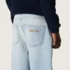 Dżinsy chłopięce Golden z jasnoniebieskiego denimu z haftowanym logo