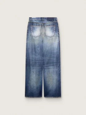 Dżinsy damskie typu boyfriend w kolorze niebieskiego denimu z nadrukiem archiwalnym
