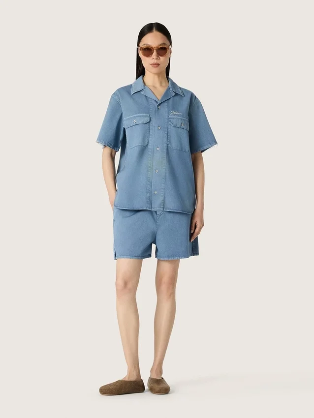Spodenki unisex z jasnoniebieskiego bawełnianego twillu