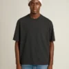Koszulka w kolorze wypranej czerni z odwróconym logo na plecach – Jersey Capsule