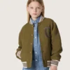 Kurtka bomberka unisex Journey z nylonowej tkaniny skośnej w kolorze wojskowej zieleni z haftowaną naszywką
