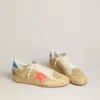 Męskie buty Ball Star z beżowego zamszu z koralową skórzaną gwiazdą i niebieską naszywką na pięcie z nappy