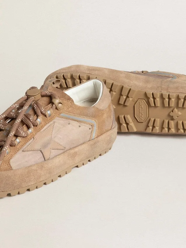Męskie buty narciarskie Super-Star w kolorze Dolmias i karmelowego zamszu z gwiazdą z marmurkowego nubuku oraz zapiętkiem