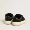 Męskie buty Space-Star Cube z czarnego zamszu z perforowaną gwiazdą