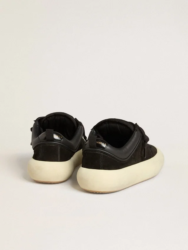 Męskie buty Space-Star Cube z czarnego zamszu z perforowaną gwiazdą