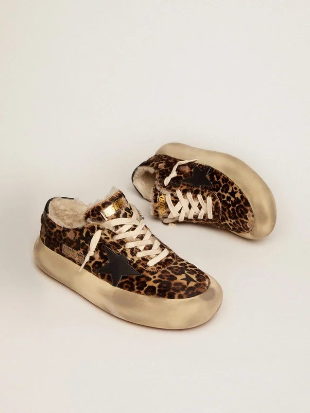 Damskie buty Space-Star z kuczej skóry w zwierzęcy wzór, z podszewką z owczej skóry