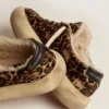 Damskie buty Space-Star z kuczej skóry w zwierzęcy wzór, z podszewką z owczej skóry