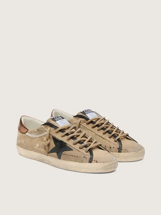 Męskie buty Super-Star LTD z beżowego płótna z czarną skórzaną gwiazdą