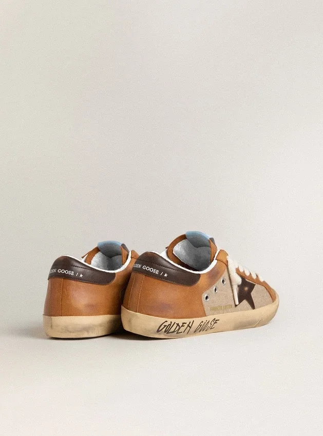 Męskie buty Super-Star LTD z beżowej wełny z brązową skórzaną gwiazdą i wstawkami w kolorze camelowym