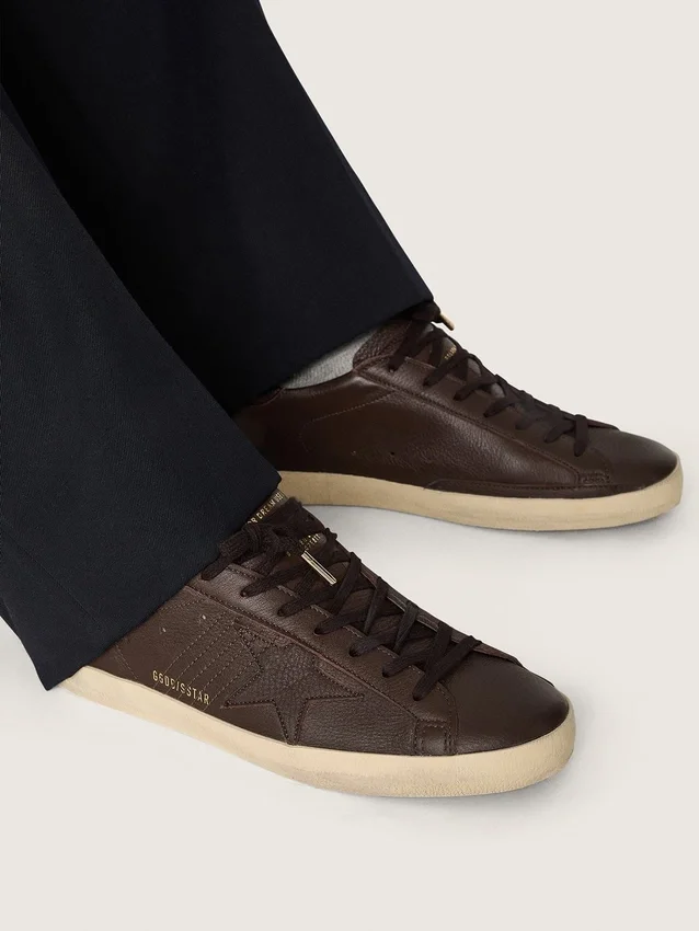 Męskie buty Super-Star z ciemnobrązowej skóry z gwiazdą z tej samej skóry