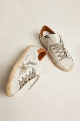 Męskie sneakersy Super-Star z zamszową gwiazdą i brązową wstawką na pięcie