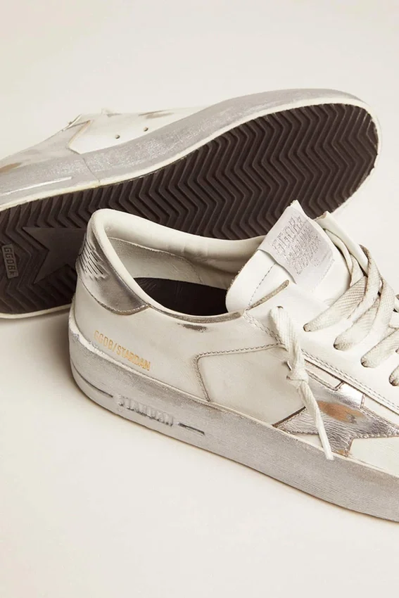 Sneakersy Stardan z gwiazdą ze srebrnej skóry metalicznej i zakładką na pięcie