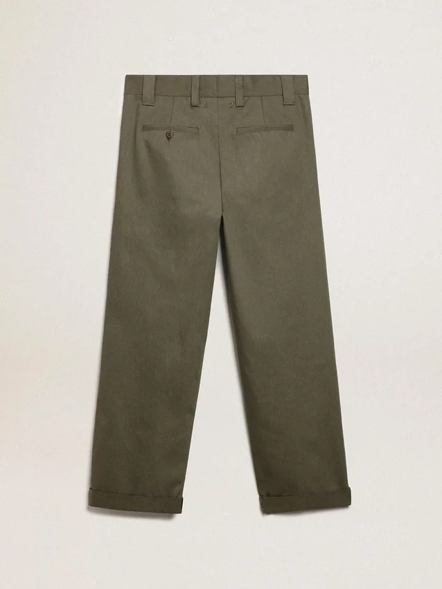 Spodnie chino w kolorze wojskowej zieleni z kolekcji Golden Collection