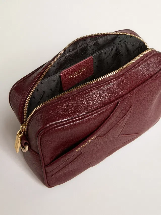 Star Bag z winnej czerwieni ze gwiazdą w tym samym odcieniu
