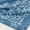 Szalik z kolekcji Golden Collection w kolorze dżinsowego błękitu z wzorem paisley