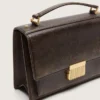 Torebka Venezia z vintage'owej ciemnobrązowej skóry tłoczonej ze złotymi detalami
