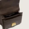 Torebka Venezia z vintage'owej ciemnobrązowej skóry tłoczonej ze złotymi detalami