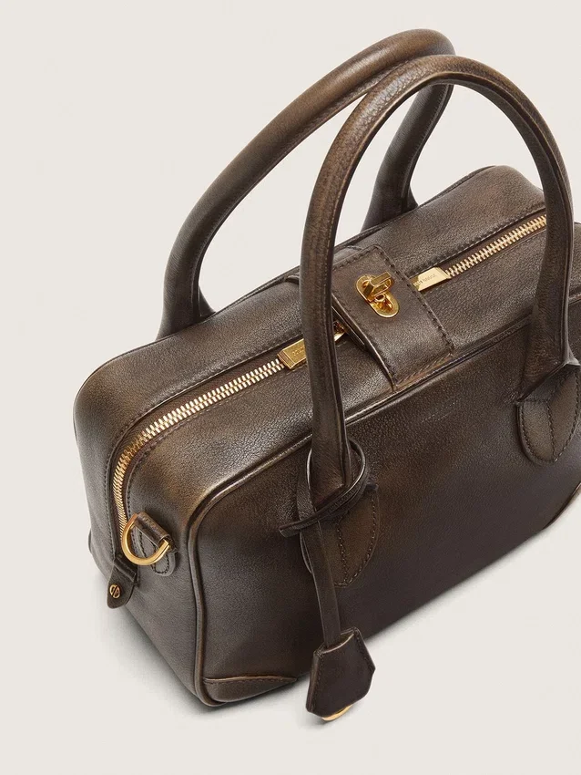 Torebka Vita z brązowej skóry w stylu vintage ze złotymi detalami