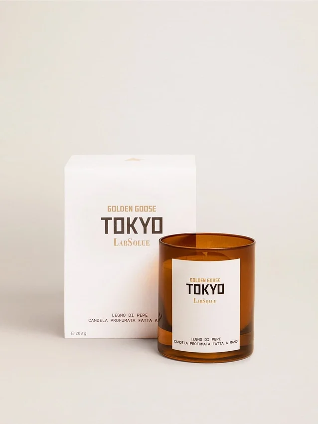 Świeca zapachowa „Tokyo Essence Pepper Wood” 200 g.